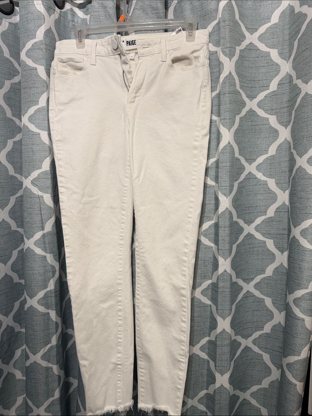 PAIGE Off-White Skinny Hoxton Ankle